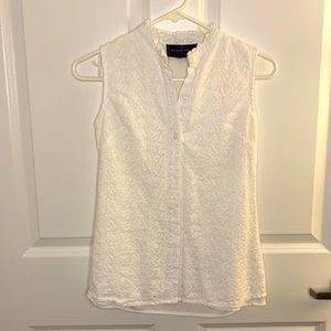 Kiel James Patrick Women’s Sleeveless Blouse